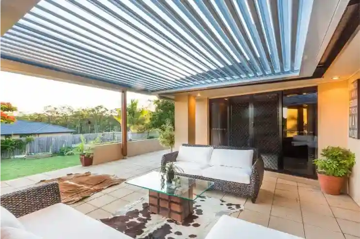 Trueline Pergolaire Louvered Roof