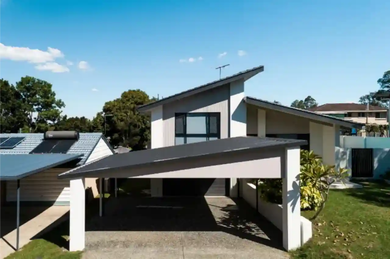 Rendered and Insulated patio designed and constructed by Trueline in Sunnybank Queensland.