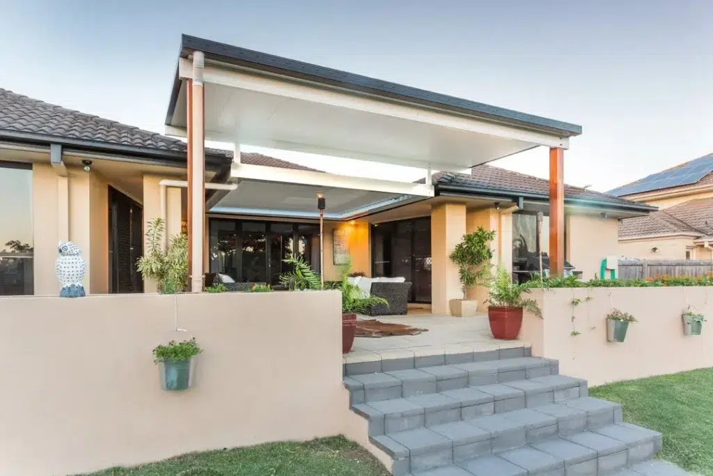 louvred patio inuslated patio moggill qld 3 1