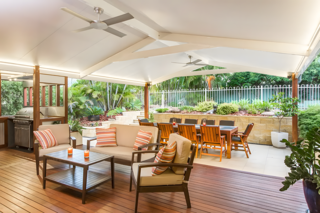 Gable Patio insulated 01