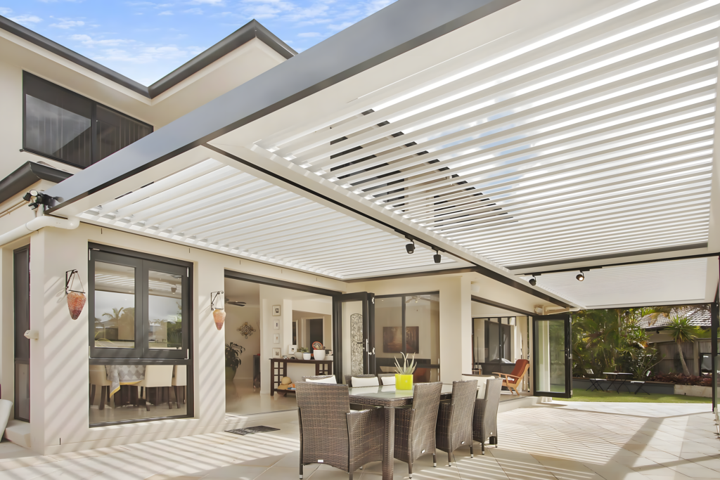 Trueline Pergolaire Louvered Roof 1 scaled 1